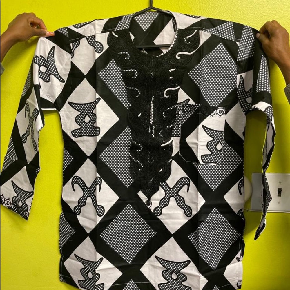 Shirts - Picture 2 of 4